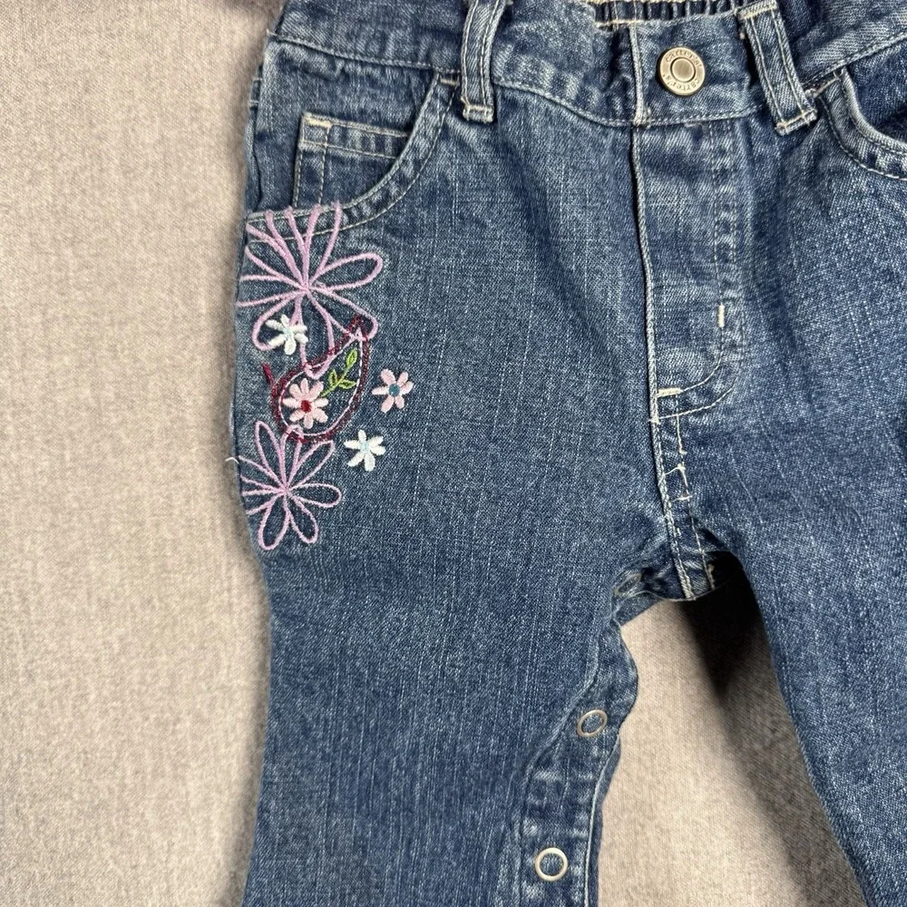 Carter's Baby Girl Jeans 6-9M Floral‎ Embroidered Denim Pants Snap Leg Blue.